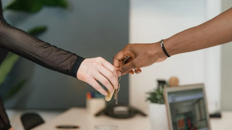 CarJet avis : ce que couvre la réservation, et le comptoir