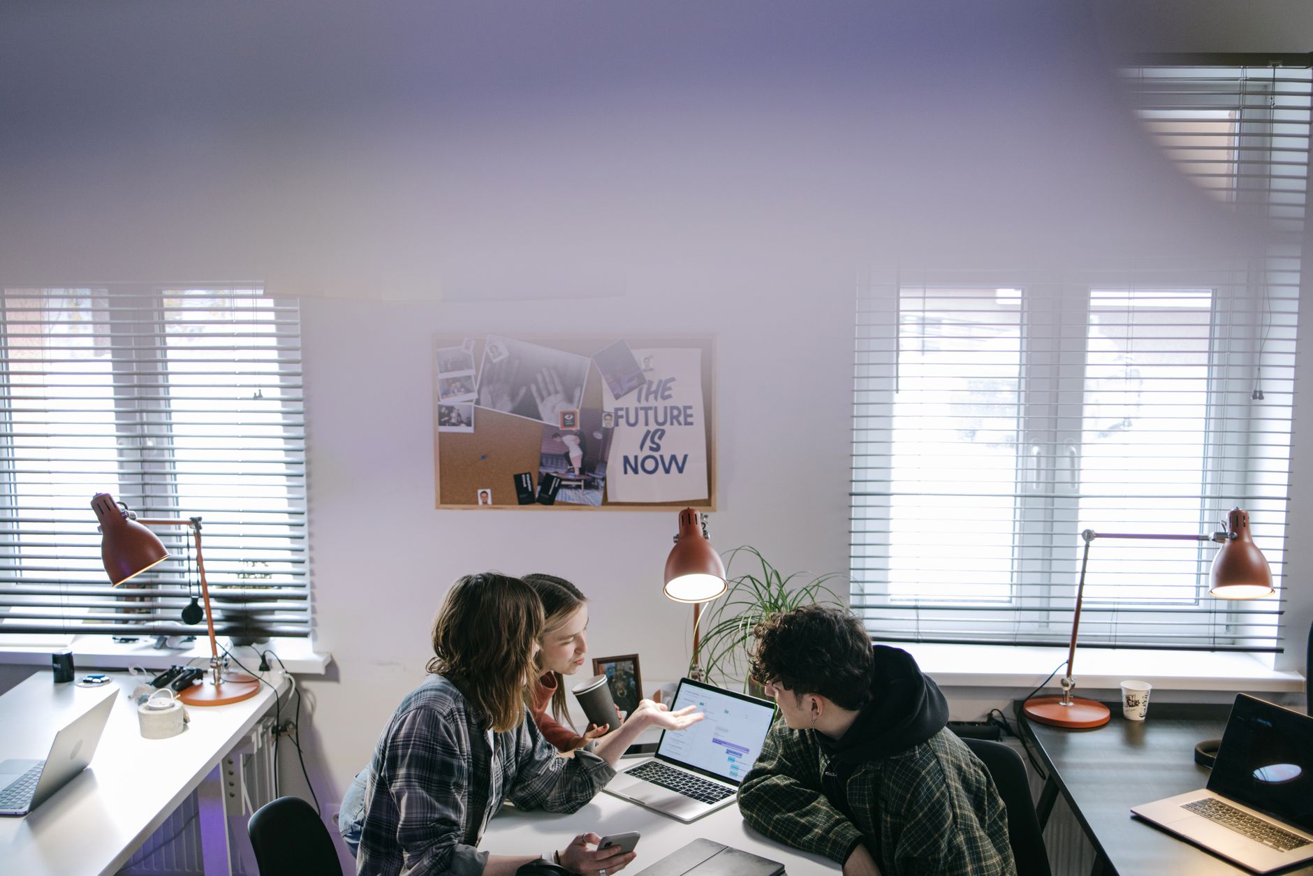Comment les eSIM facilitent la connectivité des PME à l'étranger