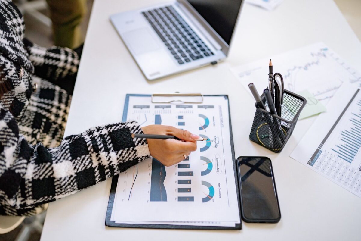 Meilleurs outils d'emailing pour PME — classement de sept outils