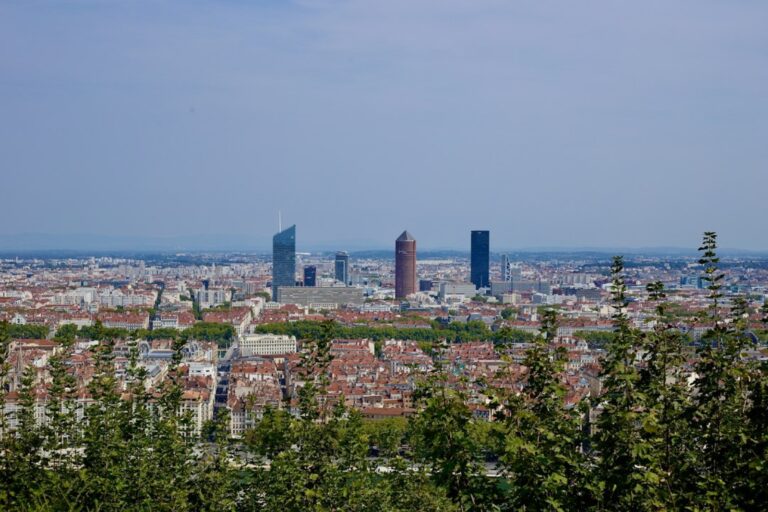 Agence IA à Lyon : comment bien la choisir en 2026 ?
