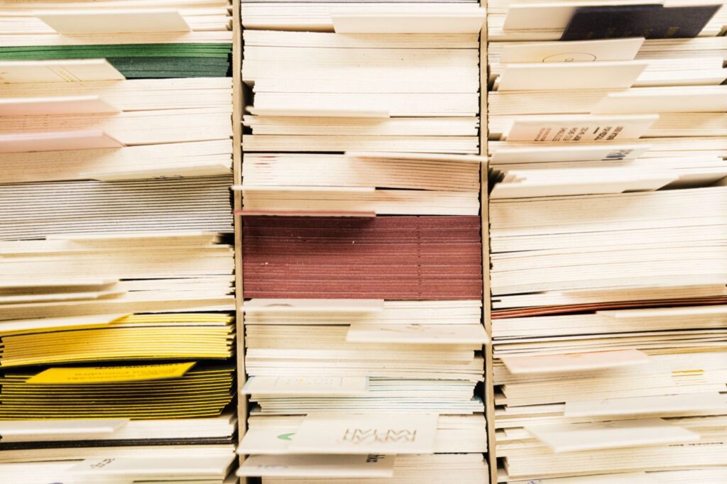 Envoyer des documents d&rsquo;entreprise à l&rsquo;étranger : ce qu&rsquo;il faut prépar